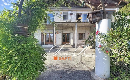 Maison à Challonges, Auvergne-Rhône-Alpes, France 1