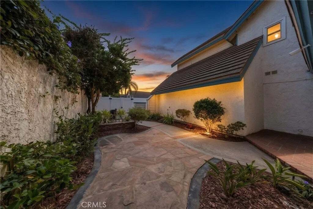 House in Irvine, California, United States 3 - 18762211