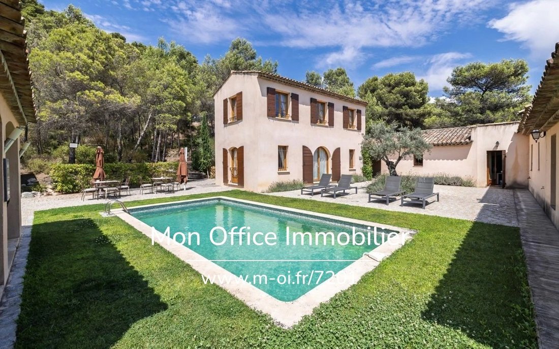 House in Saint-Marc-Jaumegarde, Provence-Alpes-Côte d'Azur, France 2 - 18764420