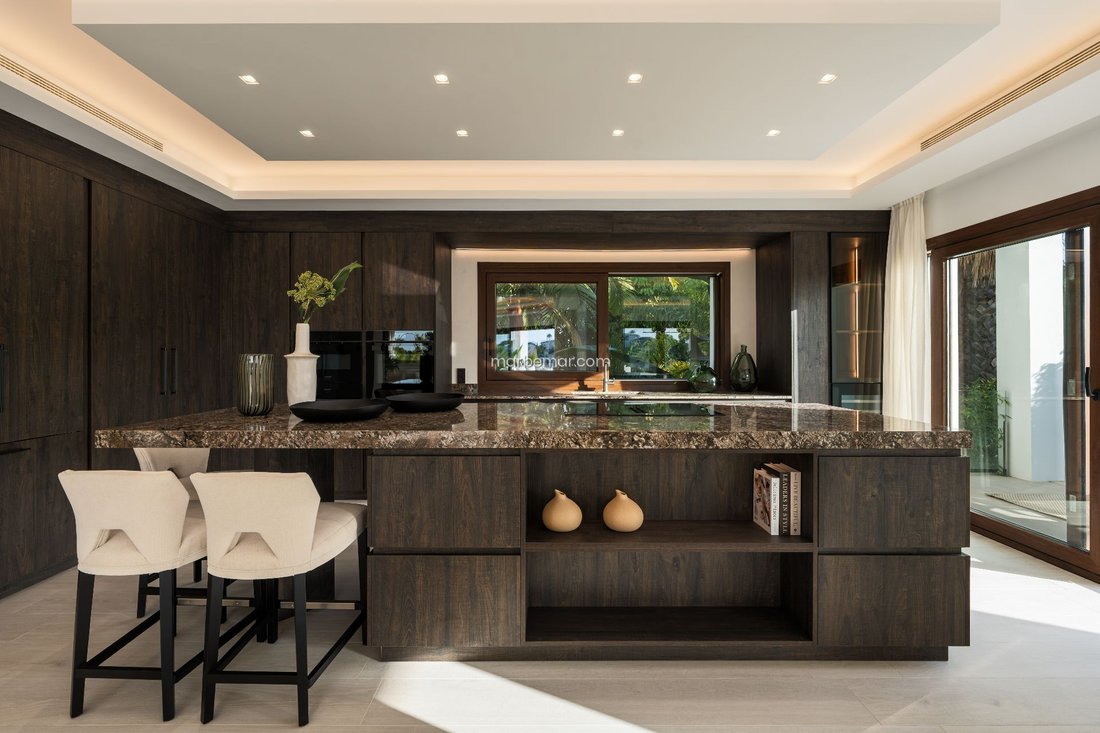 Villa in La Quinta, Benahavis, Andalusia 4 - 18765225