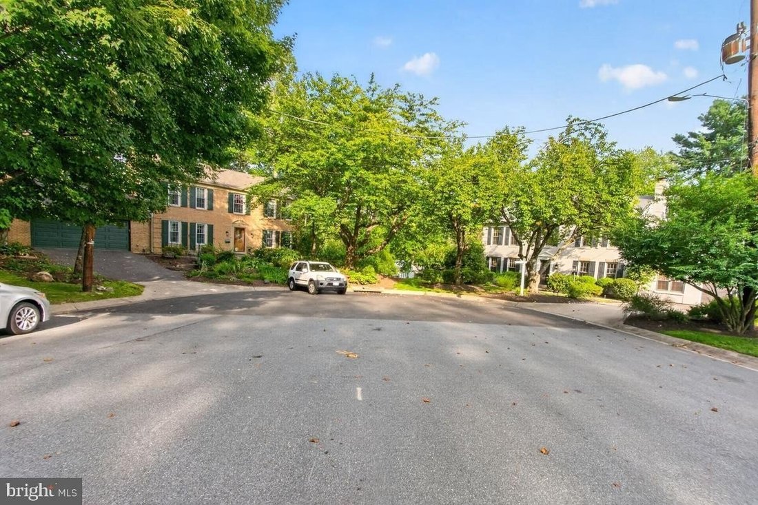 Maison à Bethesda, Maryland, États-Unis 3 - 18766423