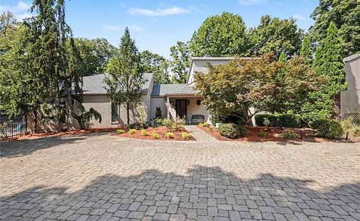 House in Floyds Knobs, Indiana, United States 1
