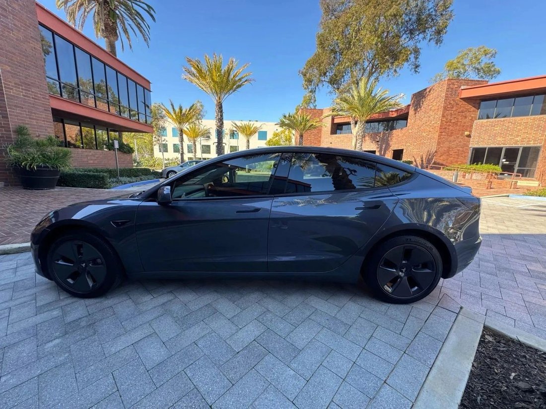 Sedan in Riverside, CA, United States 5 - 18762892