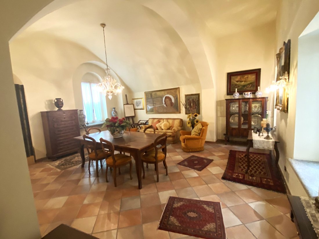 Townhouse in Monticello Brianza, Lombardy, Italy 3 - 16137748