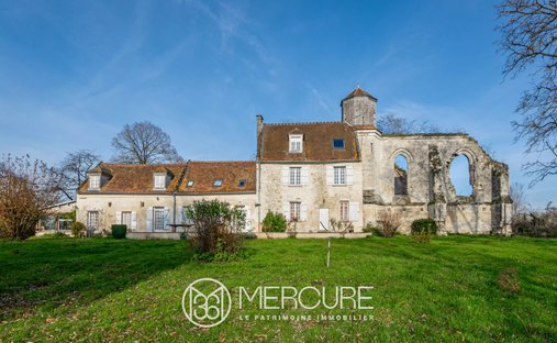Anwesen in Compiegne, Nordfrankreich, Frankreich 1
