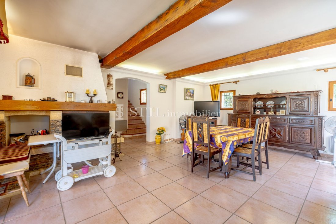 Villa in Ville-Les Saquedes-Le Bouillonnet, Sainte-Maxime, France 4 - 18762959