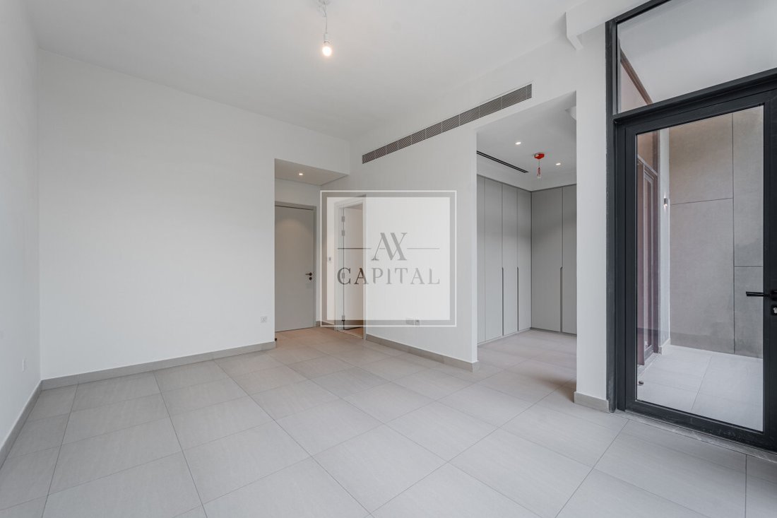 Villa en MBR- Al Merkad, Dubái, Emiratos Árabes Unidos 4 - 18756406