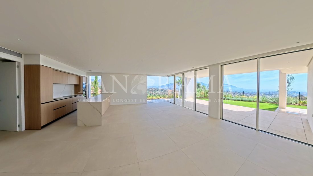 Wohnung in Elviria-Cabopino, Marbella, Spanien 2 - 13579620