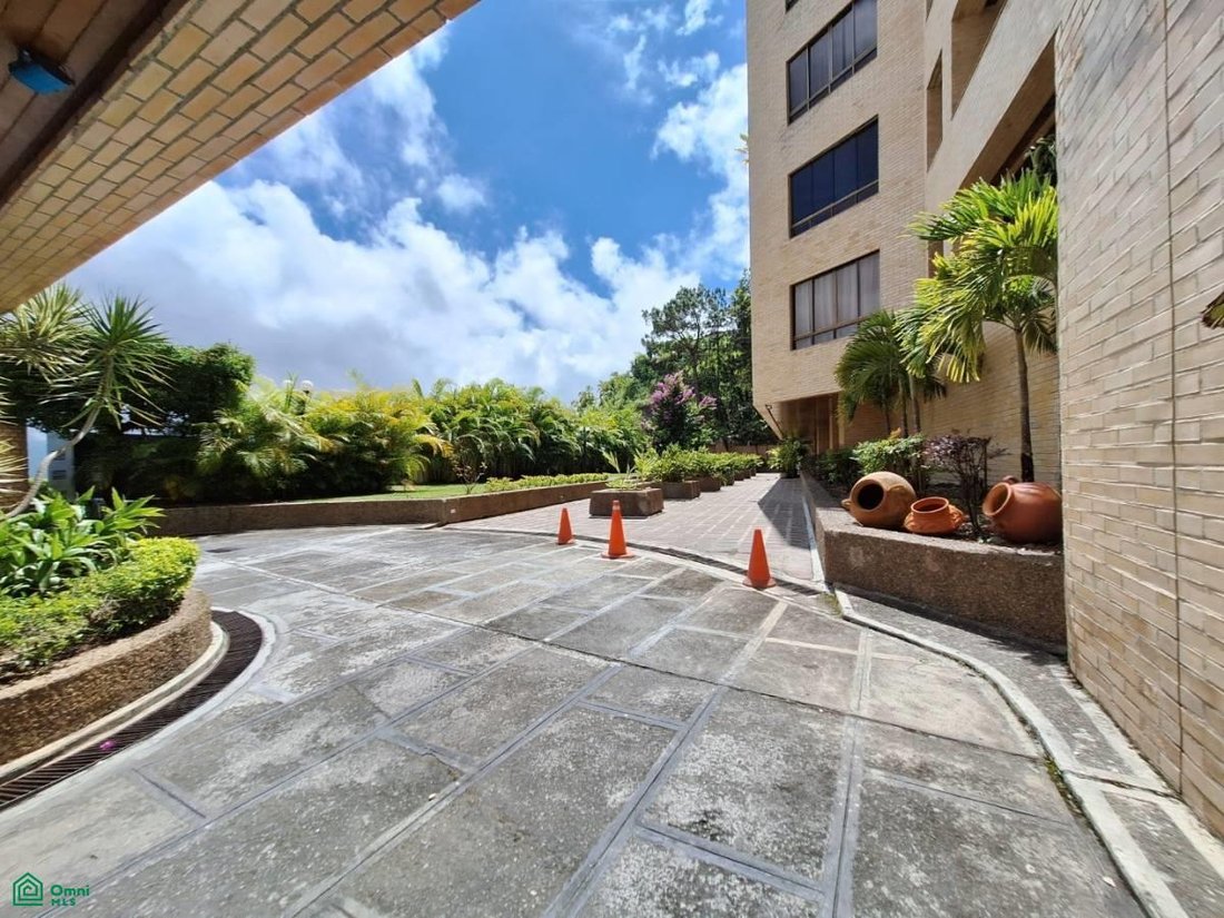 Condo in El Hatillo, Miranda, Venezuela 4 - 18738917