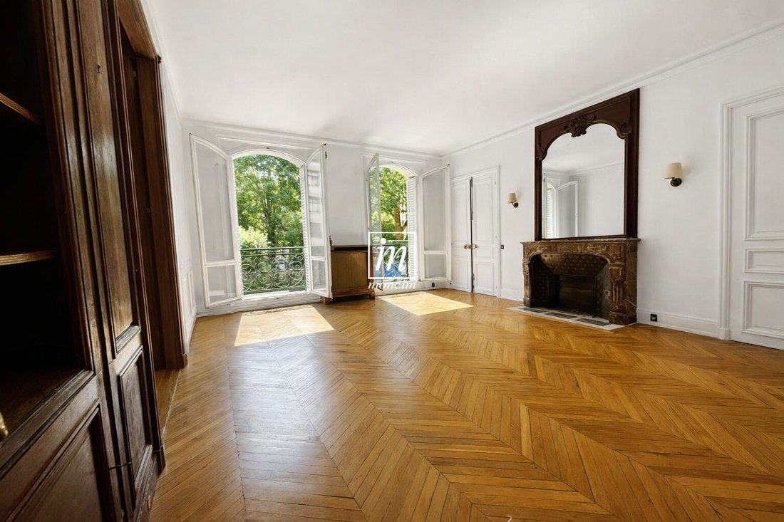 Apartment in Elysées-Madeleine, Paris 8e Arrondissement, Paris 1 - 18766307