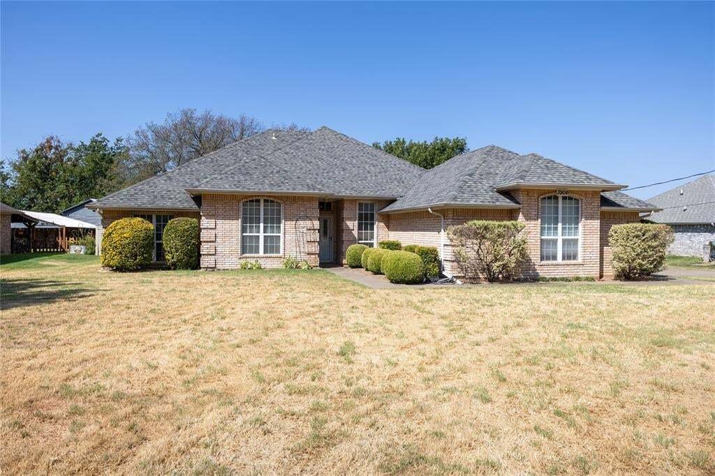 House in Granbury, Texas, United States 1 - 18764566