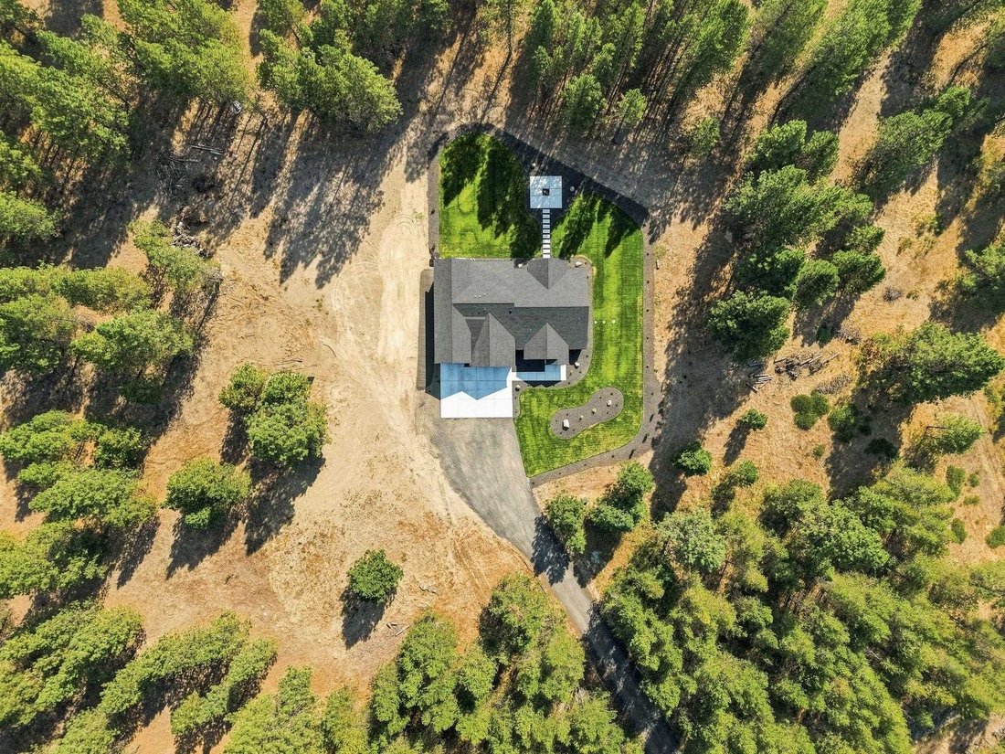 House in Chattaroy, Washington, United States 4 - 18764175