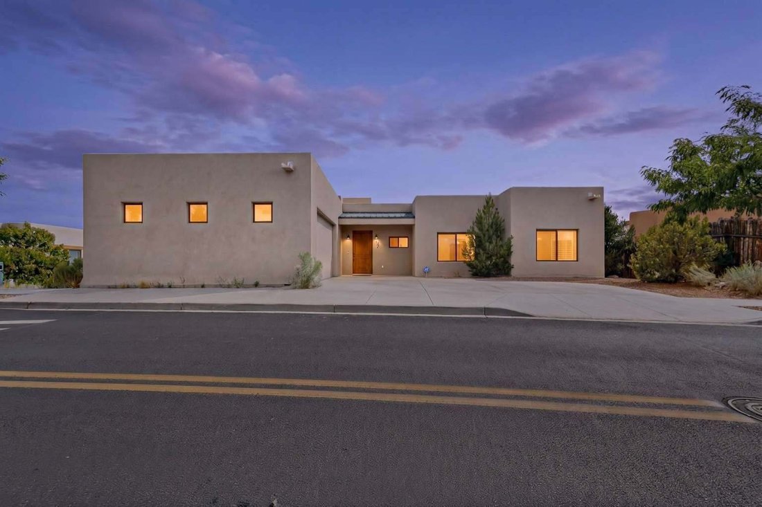 House in Santa Fe, New Mexico, United States 1 - 18763874