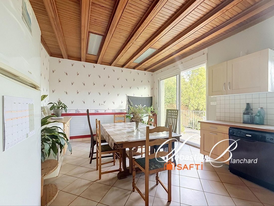 Maison à Challonges, Auvergne-Rhône-Alpes, France 4 - 18762523
