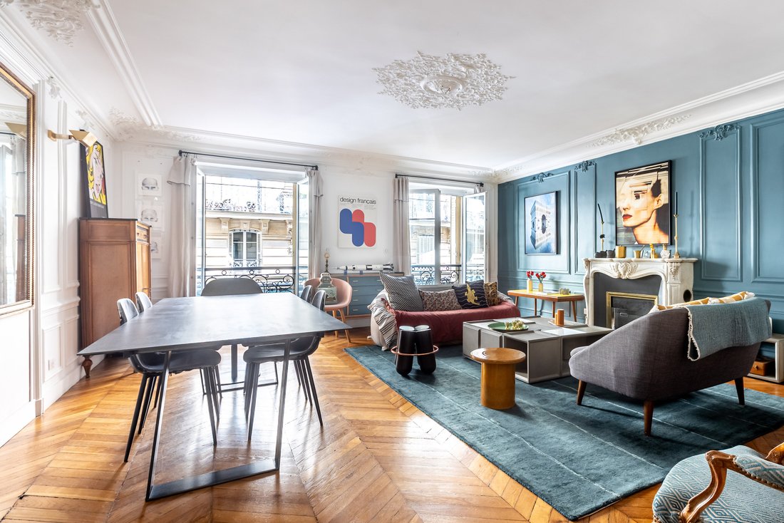 Apartment in Clichy-Trinité, Paris 9e Arrondissement, Paris 3 - 18763172