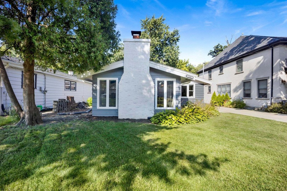 Casa a Elmhurst, Illinois, Stati Uniti 1 - 18765119