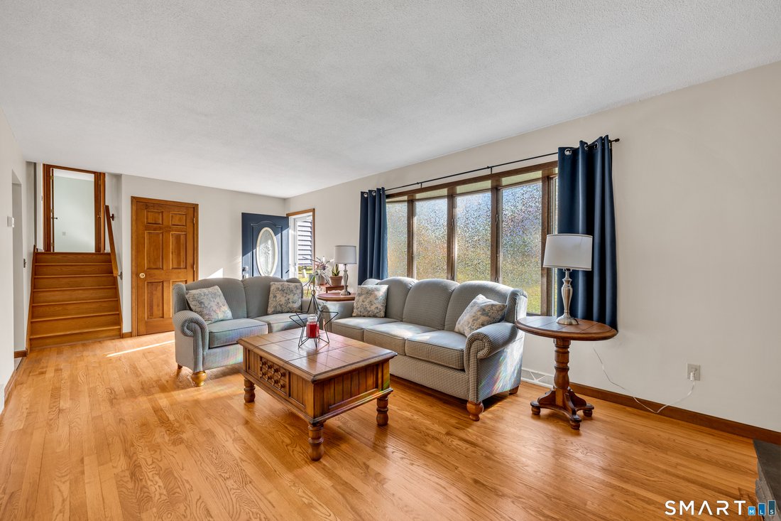 House in Southington, Connecticut, United States 2 - 18765169