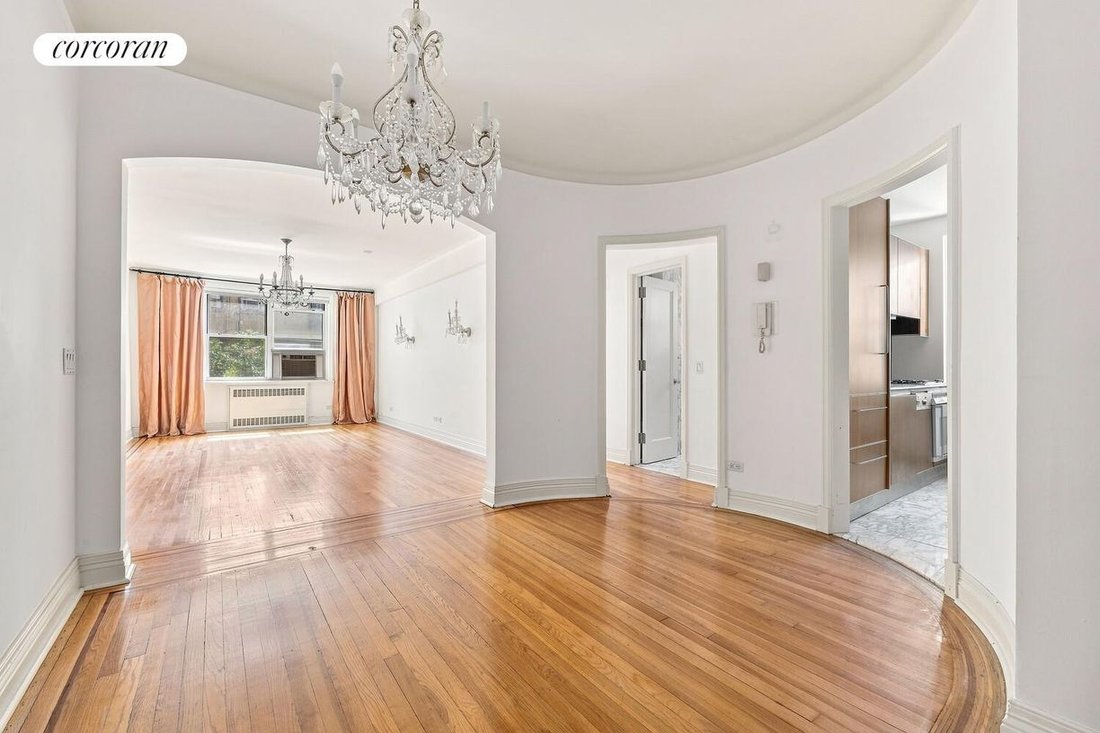 Co Op in New York, New York, United States 1 - 18763721