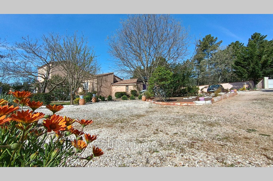 Villa a Sainte-Anastasie-sur-Issole, Provenza-Alpi-Costa Azzurra, Francia 2 - 18762957