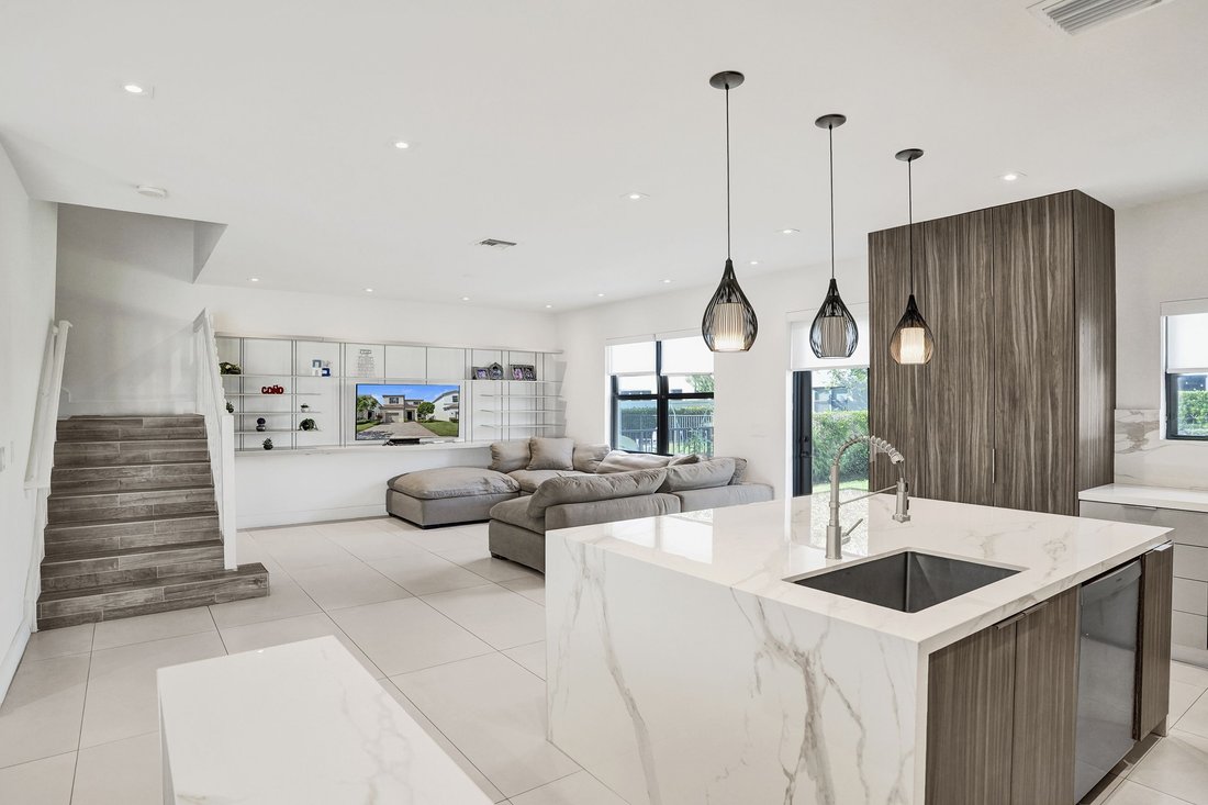 Casa en North Miami Beach, Florida, Estados Unidos 5 - 18763103