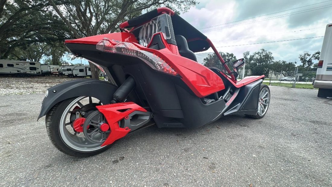 Thonotosassa, FL, United States 5 - 18765769