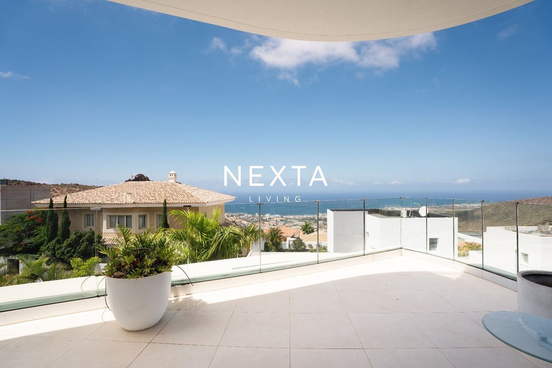 Villa in Adeje, Canary Islands, Spain 3 - 18762601
