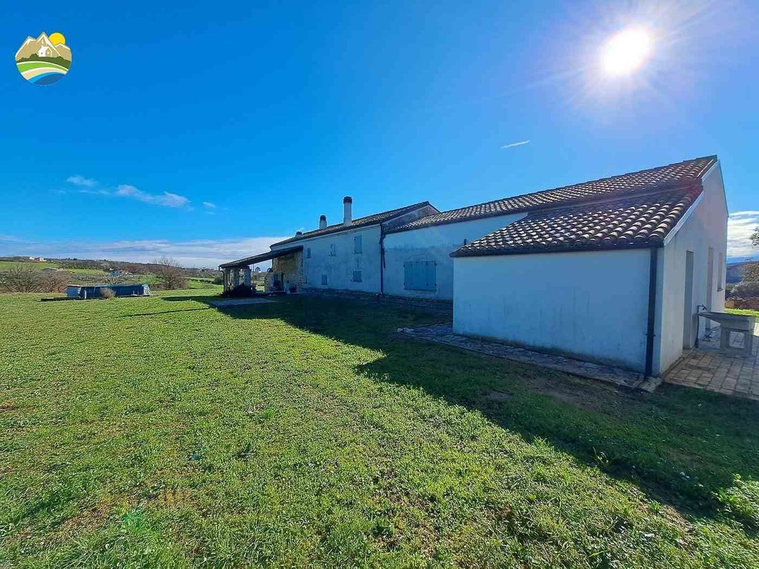Country House in Citta Sant'Angelo, Abruzzo, Italy 3 - 18436319