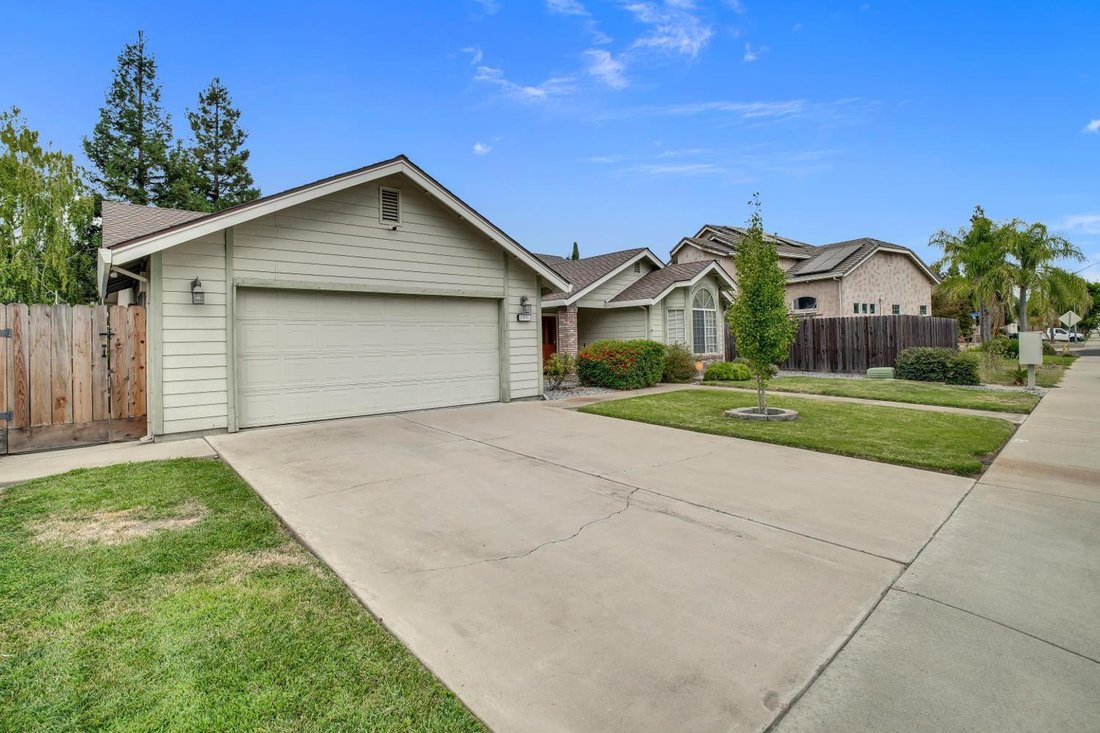 House in Turlock, California, United States 2 - 18763650