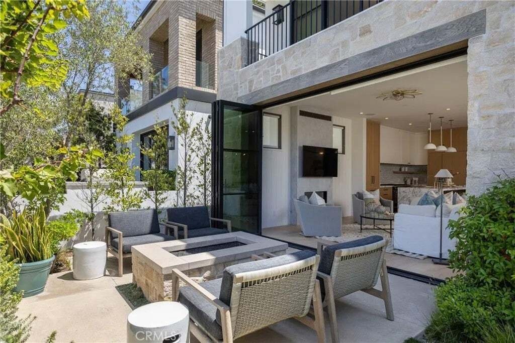 Condo in Newport Beach, California, United States 4 - 18762194