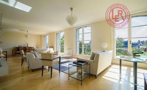 Apartment in Odéon, Paris 6e Arrondissement, Paris 1