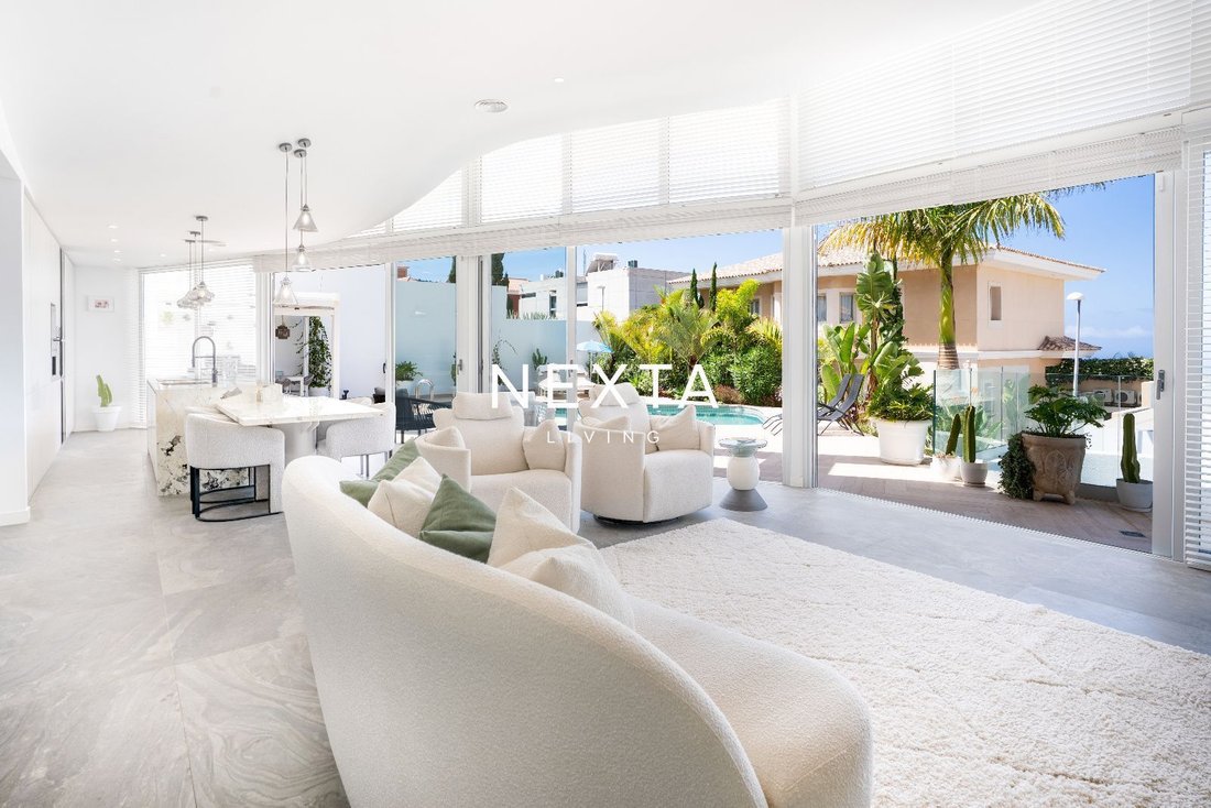 Villa in Adeje, Canary Islands, Spain 2 - 18762601