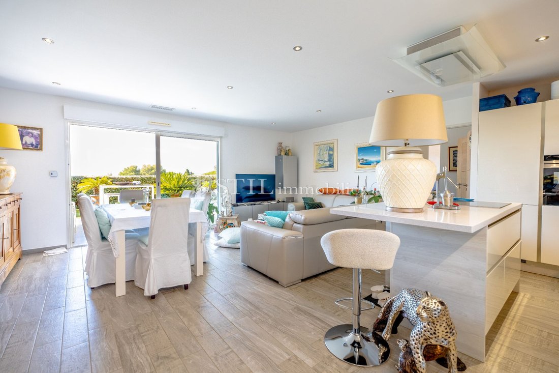 Apartment in Ville-Les Saquedes-Le Bouillonnet, Sainte-Maxime, France 4 - 18762956