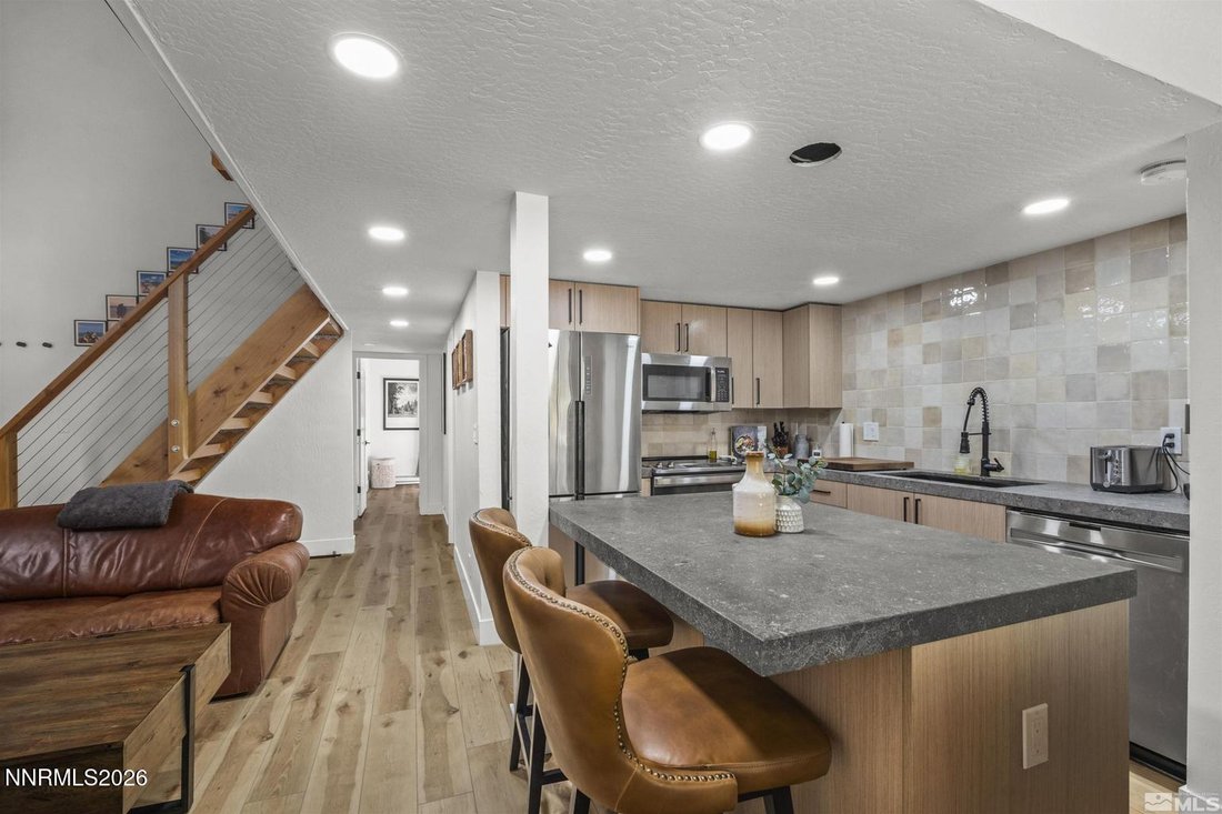 Condo in Incline Village, Nevada, United States 1 - 18764217