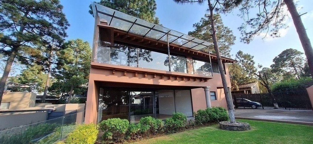 House in Valle de Bravo, State of Mexico, Mexico 1 - 18766108
