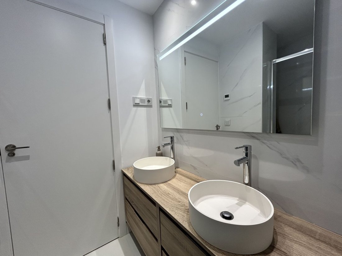 Penthouse in Fuengirola, Andalusia, Spain 4 - 18762537