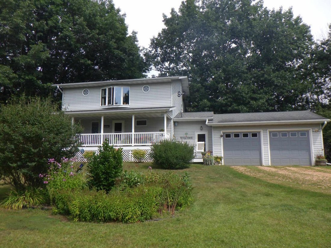 House in Clintonville, Wisconsin, United States 1 - 18764327