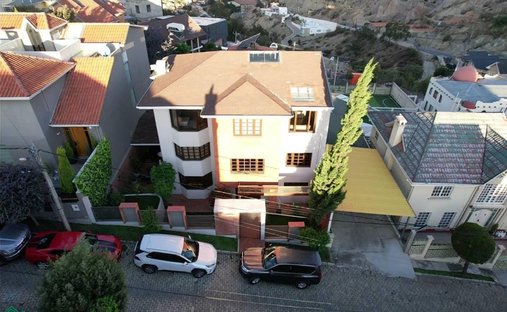 Townhouse in La Paz, La Paz Department, Bolivia 1