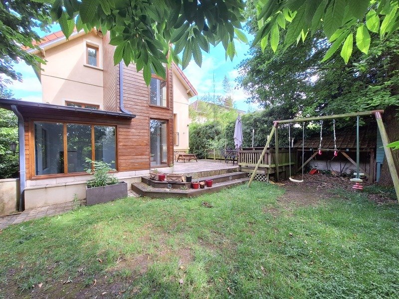 House in La Châtaigneraie-La Feuillaume Sud, La Celle-Saint-Cloud, France 1 - 18765599