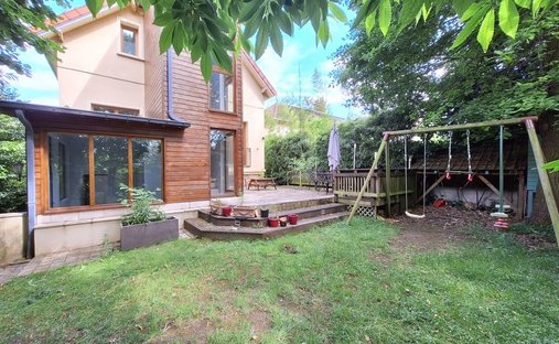 House in La Châtaigneraie-La Feuillaume Sud, La Celle-Saint-Cloud, France 1
