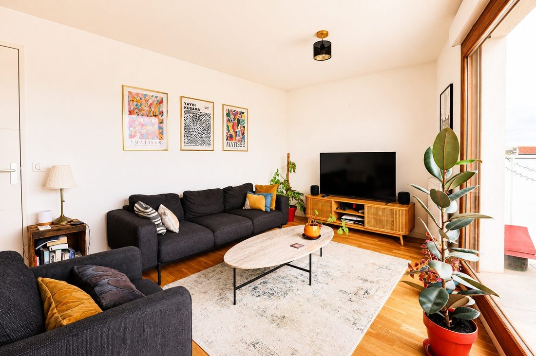 Apartment in Arrondissement of Bobigny, Ile-de-France, France 4 - 18766358