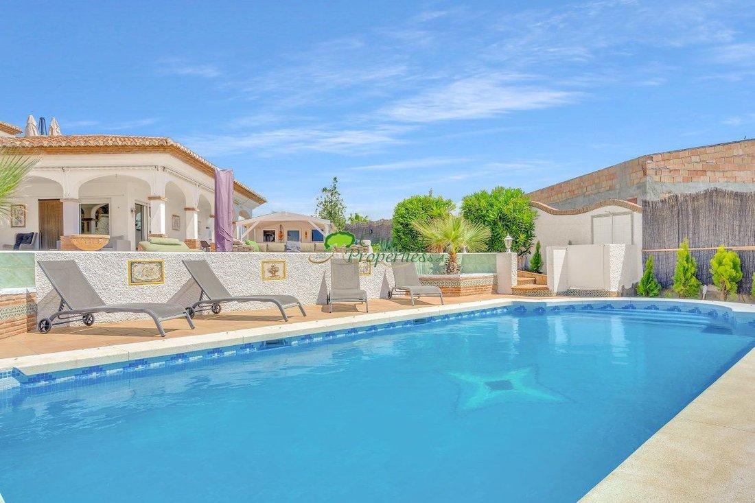 Villa in Velez-Malaga, Andalusia, Spain 4 - 18762425