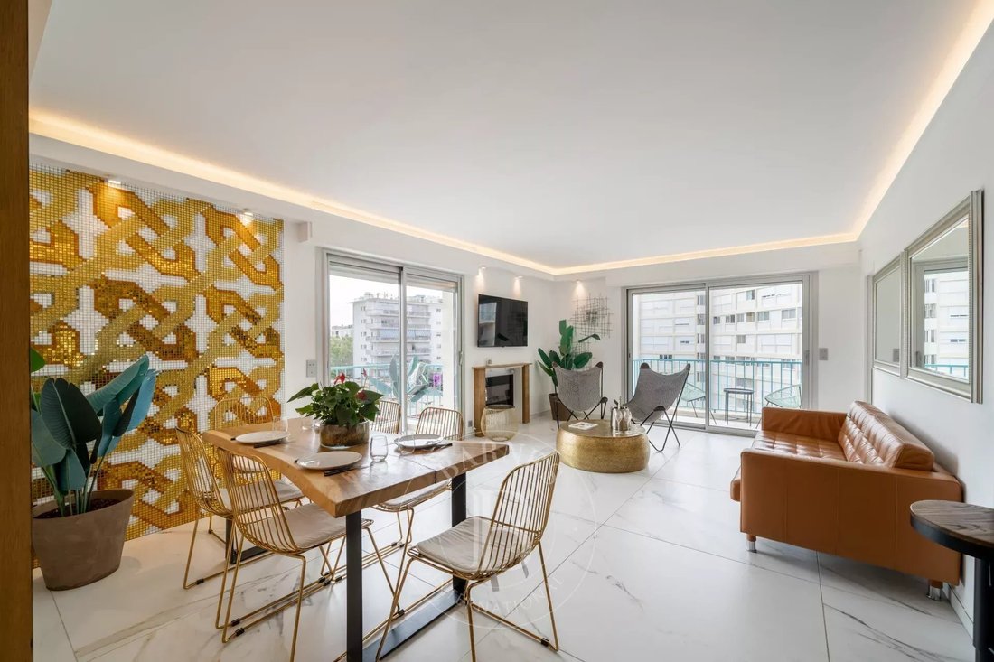 Apartment in Cannes, Provence-Alpes-Côte d'Azur, France 2 - 18763243