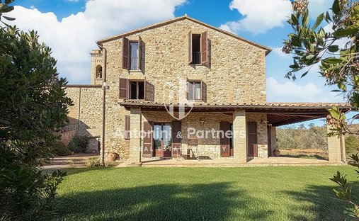 Casa de Campo en Ficulle, Umbría, Italia 1