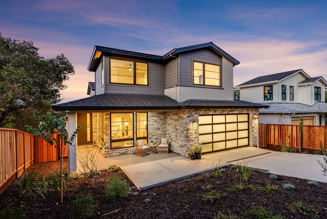 Casa en Emerald Lake Hills, California, Estados Unidos 1 - 18763657