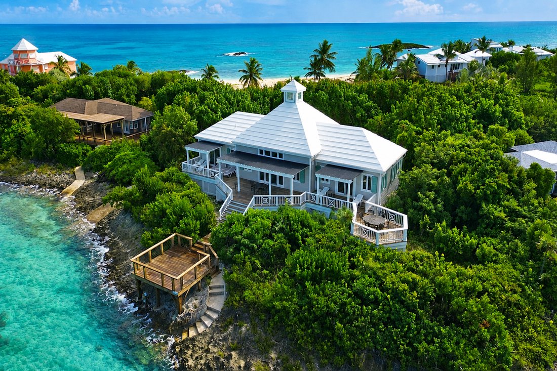 House in Elbow Cay, The Bahamas 2 - 13604389