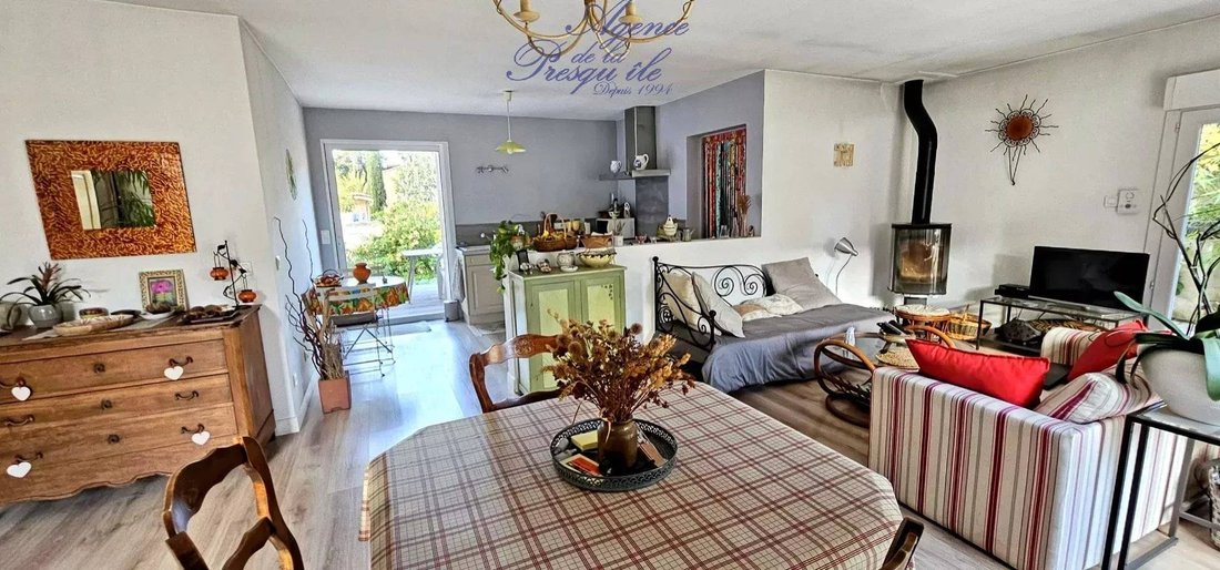 Casa en Hyères, Provenza-Alpes-Costa Azul, Francia 3 - 16683641