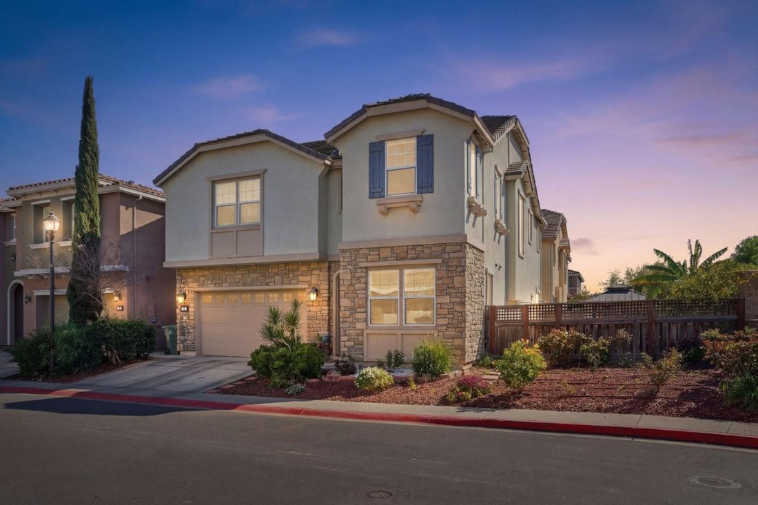 Casa en Milpitas, California, Estados Unidos 1 - 18764759