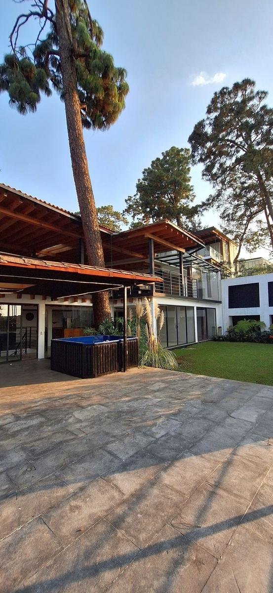 House in Valle de Bravo, State of Mexico, Mexico 2 - 18766149