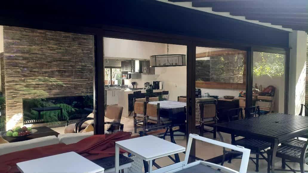Condo in Valle de Bravo, State of Mexico, Mexico 2 - 18766111