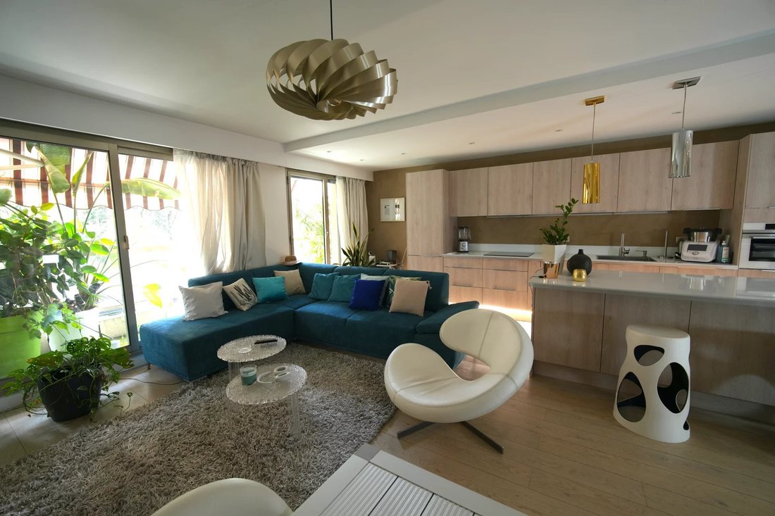 Appartement à Nice, Provence-Alpes-Côte d'Azur, France 2 - 18765333